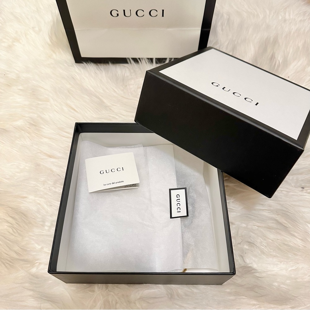 Gucci Leather belt with Double G buckle - Picture 9 of 11